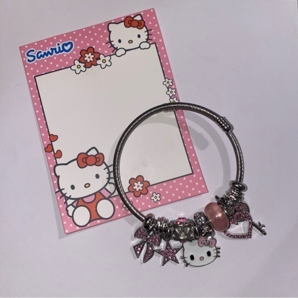 🆕 Hello Kitty Sanrio adjustable silver charm bracelet